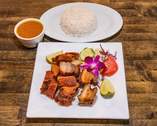 Fried Pork Chunk/ Chicharron De Cerdo.
