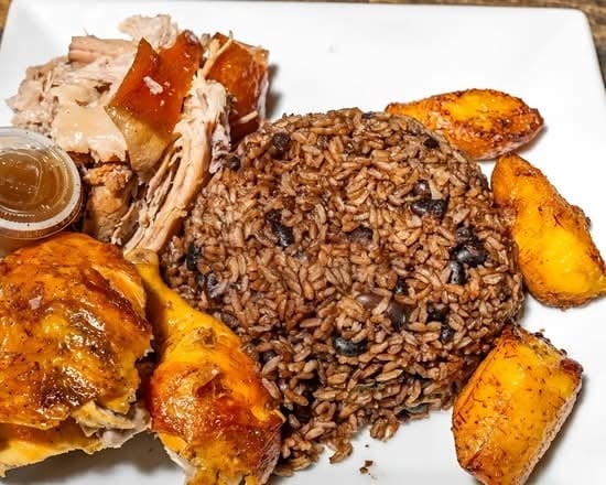 Pernil, Pollo a La Brasa & Moro (Mix Rice).